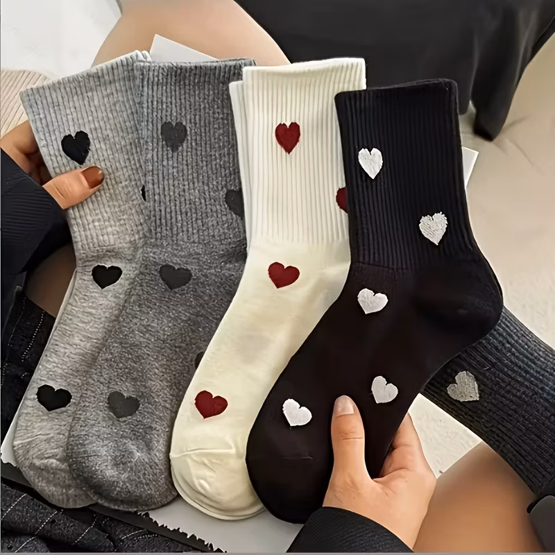 Women Heart Pattern Crew Socks 5 Pairs, Soft Ribbed Mid Calf Cotton Blend Socks, Multi Color Casual Sports Hosiery for Girls