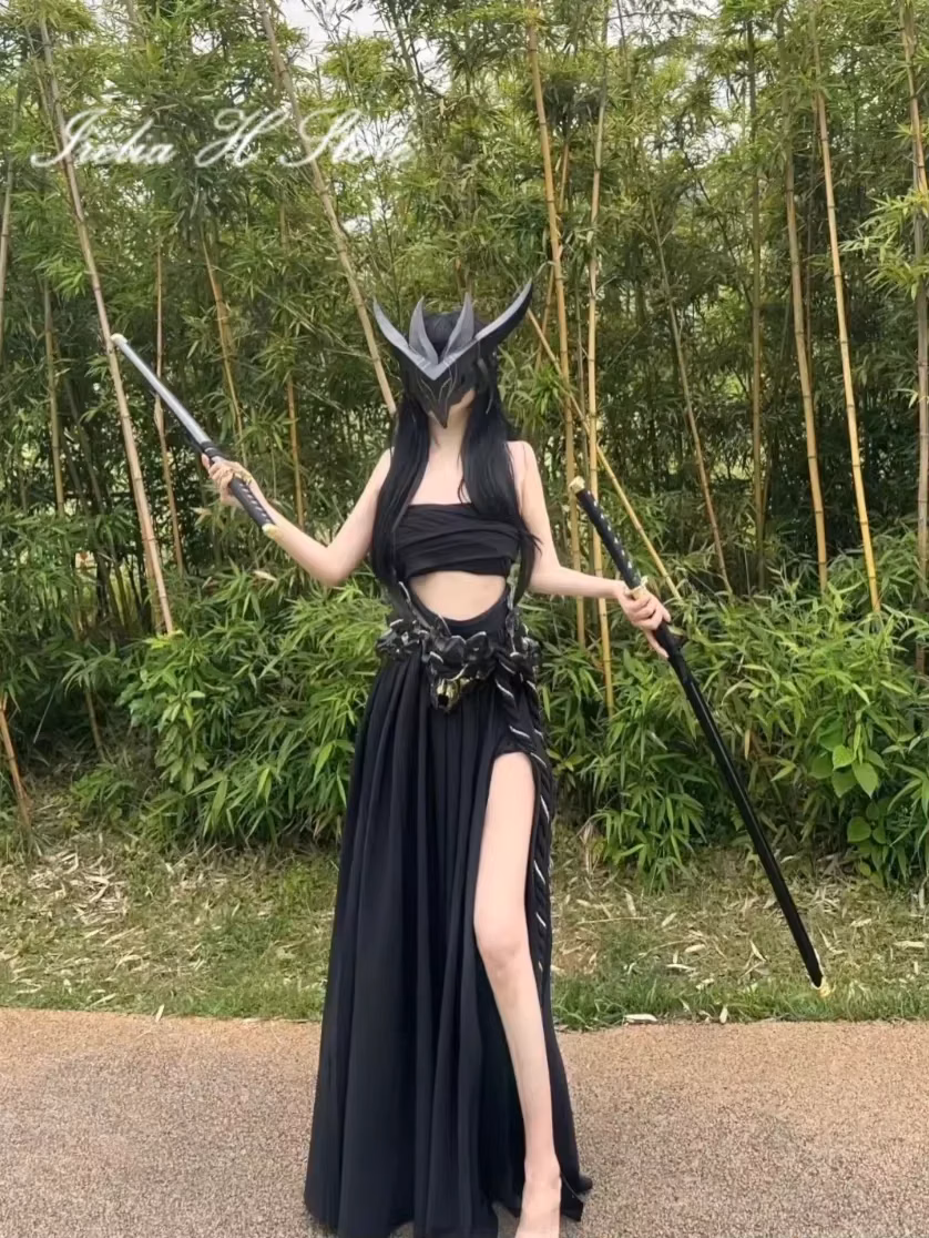 Yone from Lol Yone Cosplay Costume Halloween Costume rope skirt masks ribbons