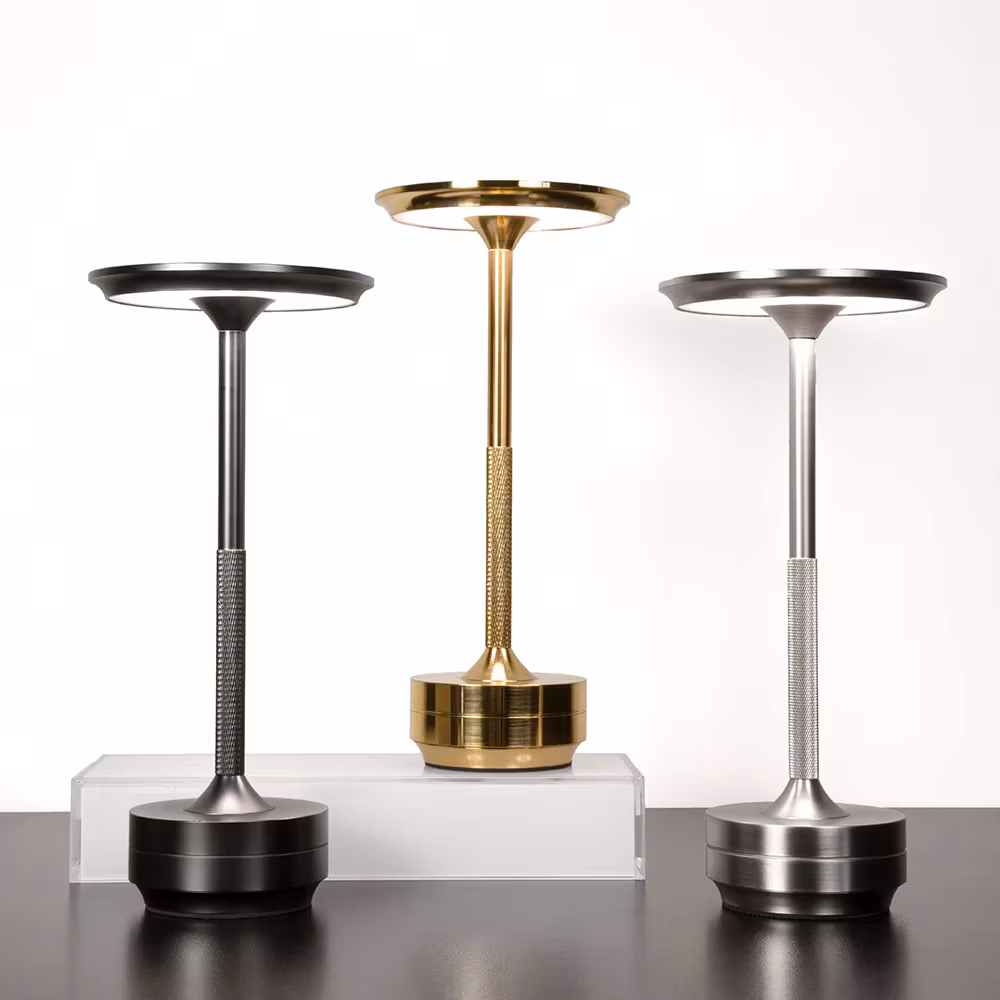 Rechargeable Alloy Table Lamp for Bedroom Wireless Touch Lamp Camping Candle Creative Desk Lamp Usb-C Charging