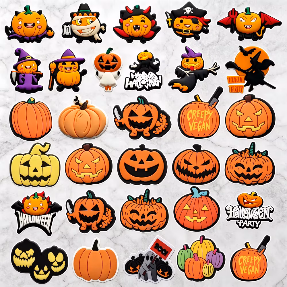 31Pcs Halloween Pumpkin Shoe Charms, Cute Pumpkin Charms for Bracelet Wristband Sandals Accessories Party Supplies Gifts