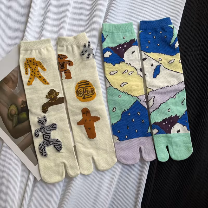 Spring Summer For Woman Cute Multi Colored Jacquard Cat Flower Artistic Patterns Cotton Split Toe Socks Two-Toed Tabi Sox