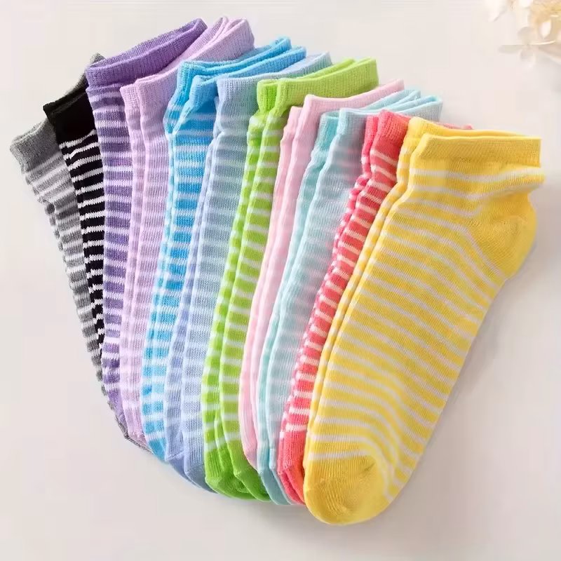 10/20 Pairs Random Pack Heart Print Ankle Socks, Sweet Candy Color Women Hosiery for Valentine's Day