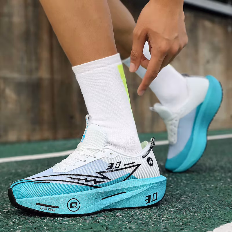 Men's Carbon Board Sneakers Anti-slip Cushioned Comfortable Racing Training Running Shoes Mesh Tennis Shoes Casual for Women