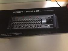 Zoom LiveTrak L-20R Rackmount Digital Mixer Recorder