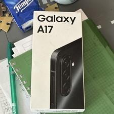 Samsung Galaxy A17 smartphone telefono cellulare con confezione in foto