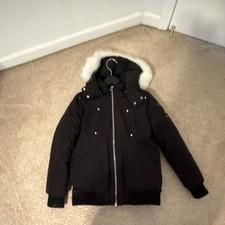 Moose Knuckles Black Hooded Puffer Coat Fur Trim Zip Logo XL Short